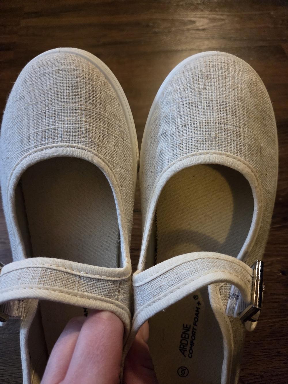 ☀️ 3/$15 - Ardene Cream Mary Jane Canvas Shoes with Buckle - Picture 5 of 9